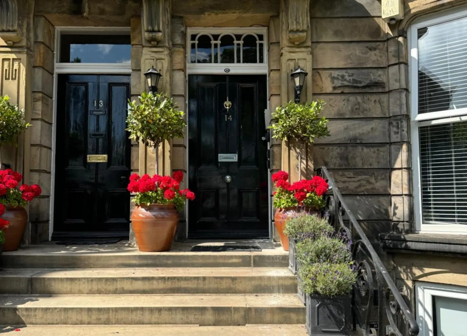 York Place - Spacious Central Apartment To Town With Views Harrogate